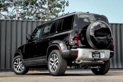2025 Land Rover Defender P300