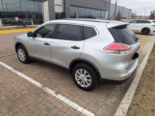Brilliant Silver 2016 Nissan Rogue S