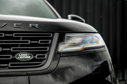 2026 Land Rover Range Rover Velar P400 Dynamic SE