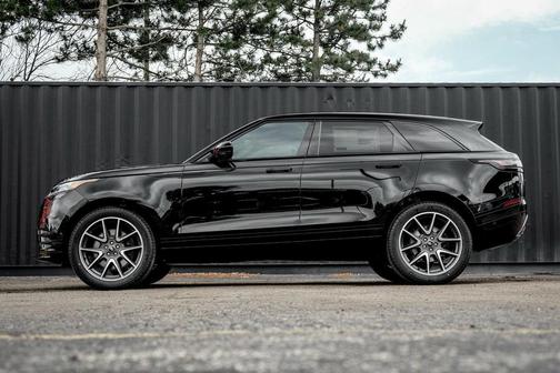 2026 Land Rover Range Rover Velar P400 Dynamic SE