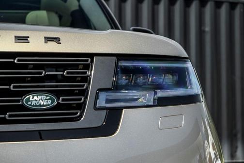 Batumi Gold 2026 Land Rover Range Rover P400 SE 7 Seat