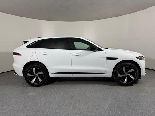2026 Jaguar F-PACE P250 R-Dynamic S