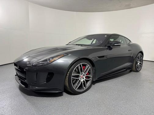 2017 Jaguar F-TYPE R