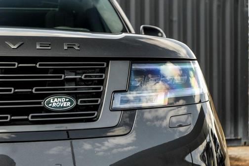 2025 Land Rover Range Rover P530 SE 7 Seat