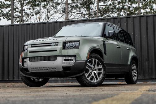 2024 Land Rover Defender P400 S