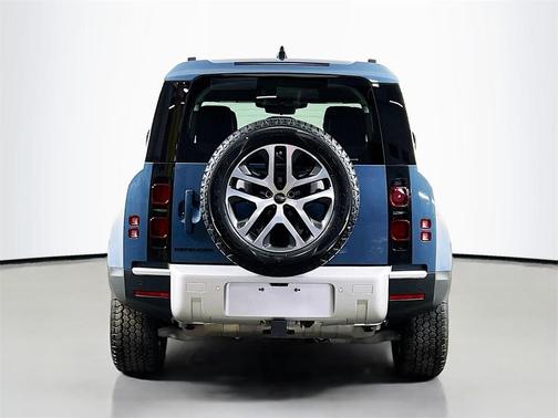 2024 Land Rover Defender P300