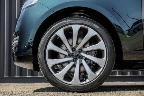 British Racing Green 2026 Land Rover Range Rover P530 Autobiography