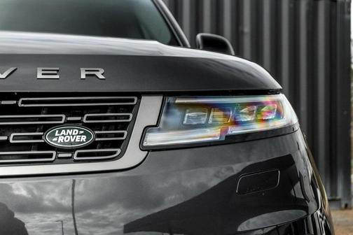 2025 Land Rover Range Rover Sport P360 SE