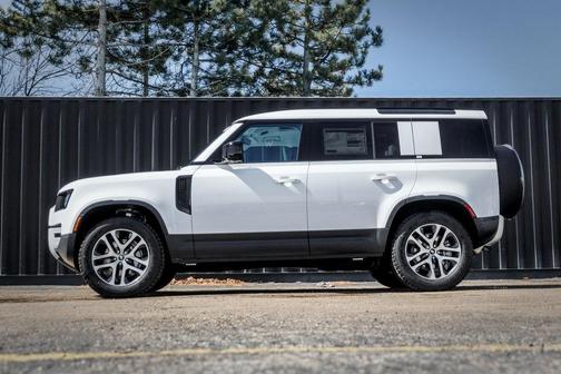 2025 Land Rover Defender P300