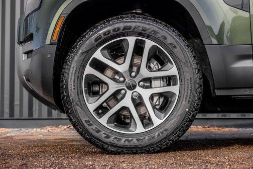 2026 Land Rover Defender P300 S