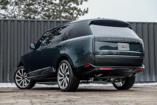 2026 Land Rover Range Rover P400 SE 7 Seat