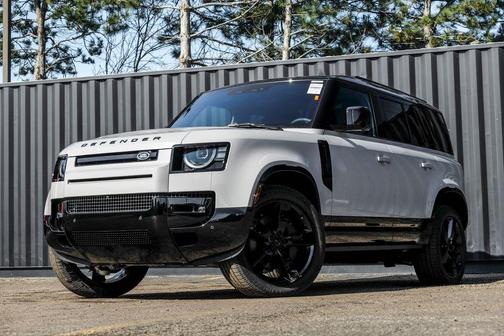 Borasco Grey 2026 Land Rover Defender P400 X-Dynamic SE