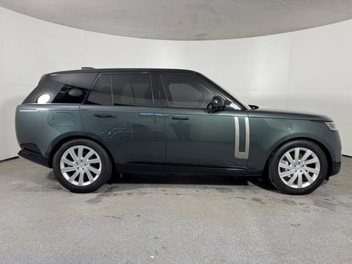 2023 Land Rover Range Rover P400 SE