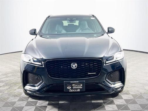 2024 Jaguar F-PACE P250 R-Dynamic S