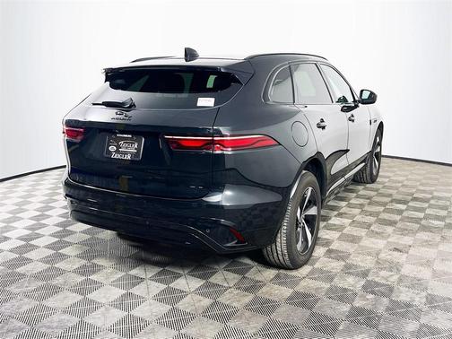 2024 Jaguar F-PACE P250 R-Dynamic S