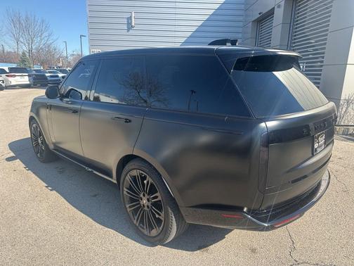 2024 Land Rover Range Rover P530 SE