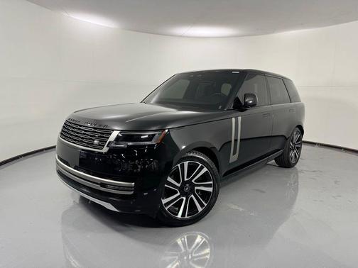 Santorini Black 2024 Land Rover Range Rover P530 SE