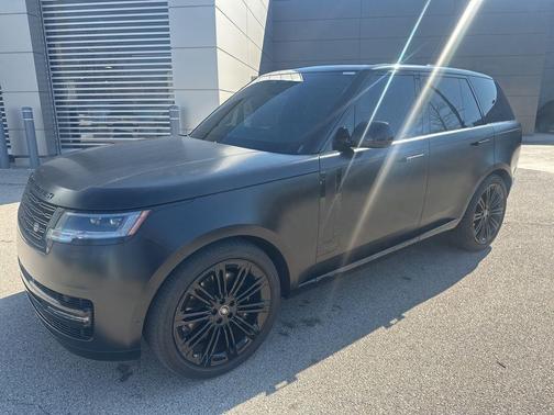 2024 Land Rover Range Rover P530 SE