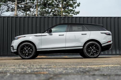 2026 Land Rover Range Rover Velar P250 Dynamic SE