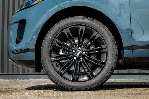 2026 Land Rover Range Rover Evoque Core S