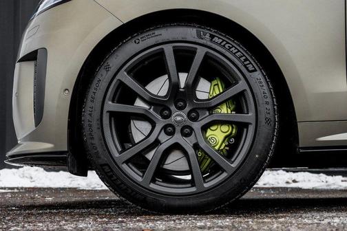 2024 Land Rover Range Rover Sport SV Edition One Carbon Bronze