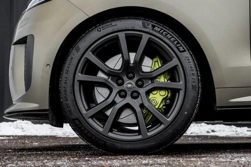 2024 Land Rover Range Rover Sport SV Edition One Carbon Bronze