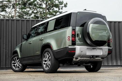 2025 Land Rover Defender P300 S
