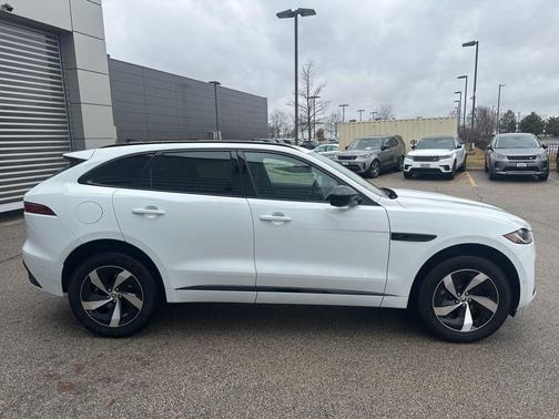 Fuji White 2026 Jaguar F-PACE P250 R-Dynamic S