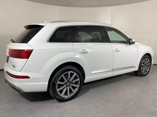 2018 Audi Q7 3.0T Premium Plus
