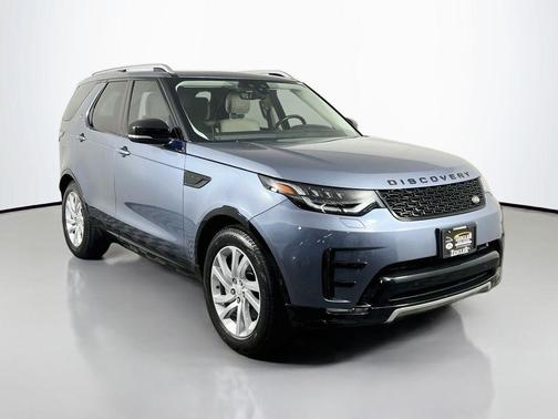 Byron Blue 2020 Land Rover Discovery Landmark