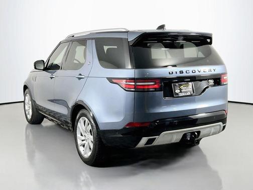 Byron Blue 2020 Land Rover Discovery Landmark