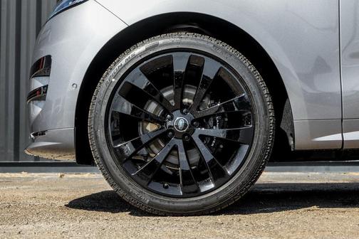 2025 Land Rover Range Rover Sport P400 Dynamic SE