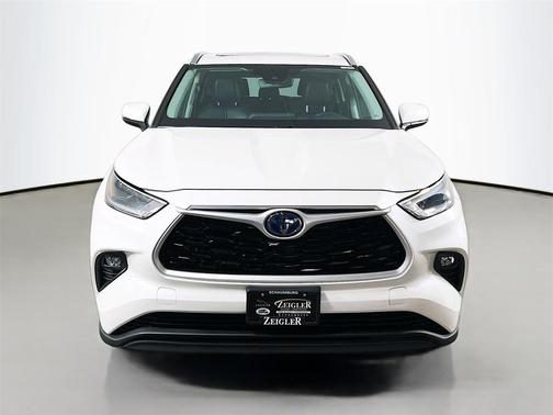 2021 Toyota Highlander Hybrid XLE