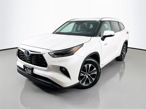2021 Toyota Highlander Hybrid XLE