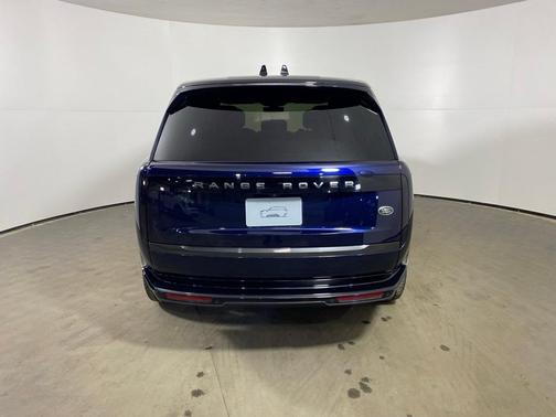 2023 Land Rover Range Rover P530 SE