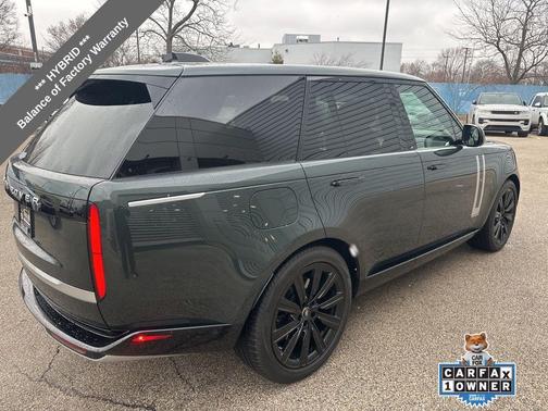 2025 Land Rover Range Rover P550e Autobiography