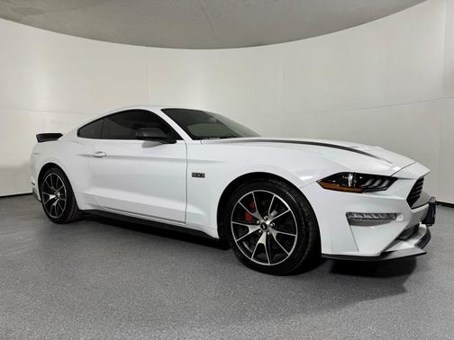 2020 Ford Mustang EcoBoost