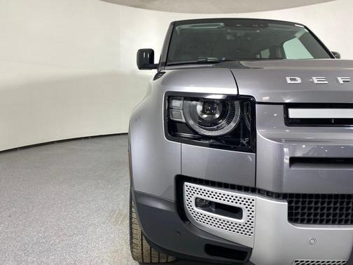 2020 Land Rover Defender 110 HSE