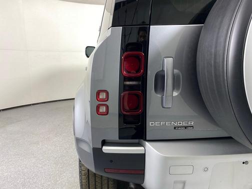 2020 Land Rover Defender 110 HSE