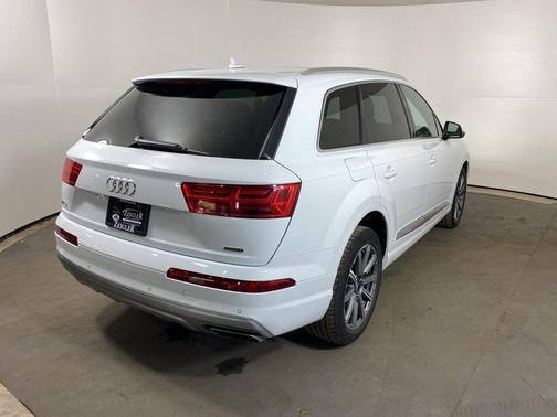 2018 Audi Q7 2.0T Premium Plus