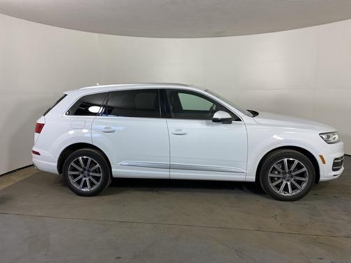 2018 Audi Q7 2.0T Premium Plus