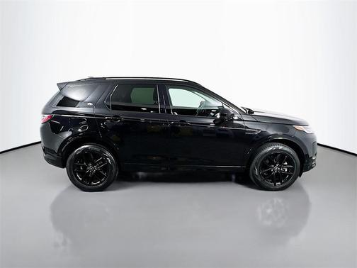 2025 Land Rover Discovery Sport S