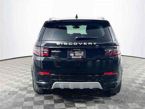 2024 Land Rover Discovery Sport Core S