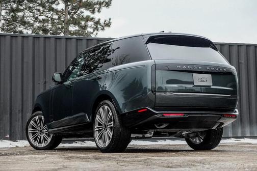 2026 Land Rover Range Rover P400 SE