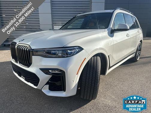 2022 BMW X7 M50i