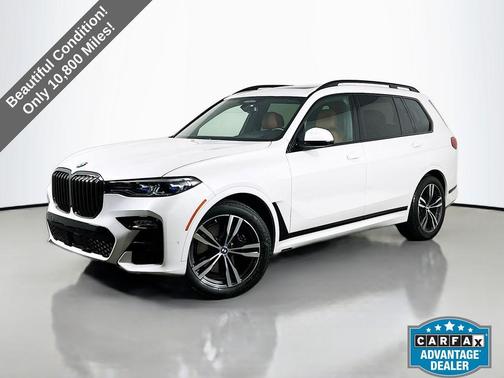 Mineral White Metallic 2022 BMW X7 M50i