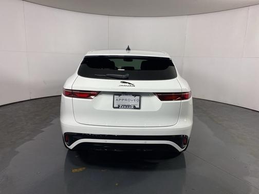 2024 Jaguar F-PACE P250 R-Dynamic S