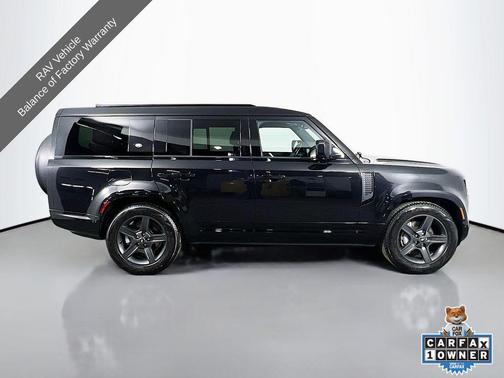 2024 Land Rover Defender P400 X-Dynamic SE