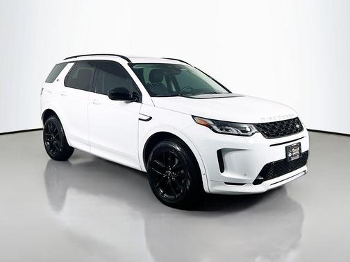 Fuji White 2024 Land Rover Discovery Sport Core S