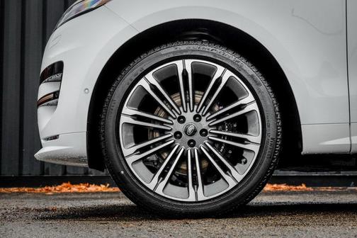 2025 Land Rover Range Rover Sport P460 Dynamic SE